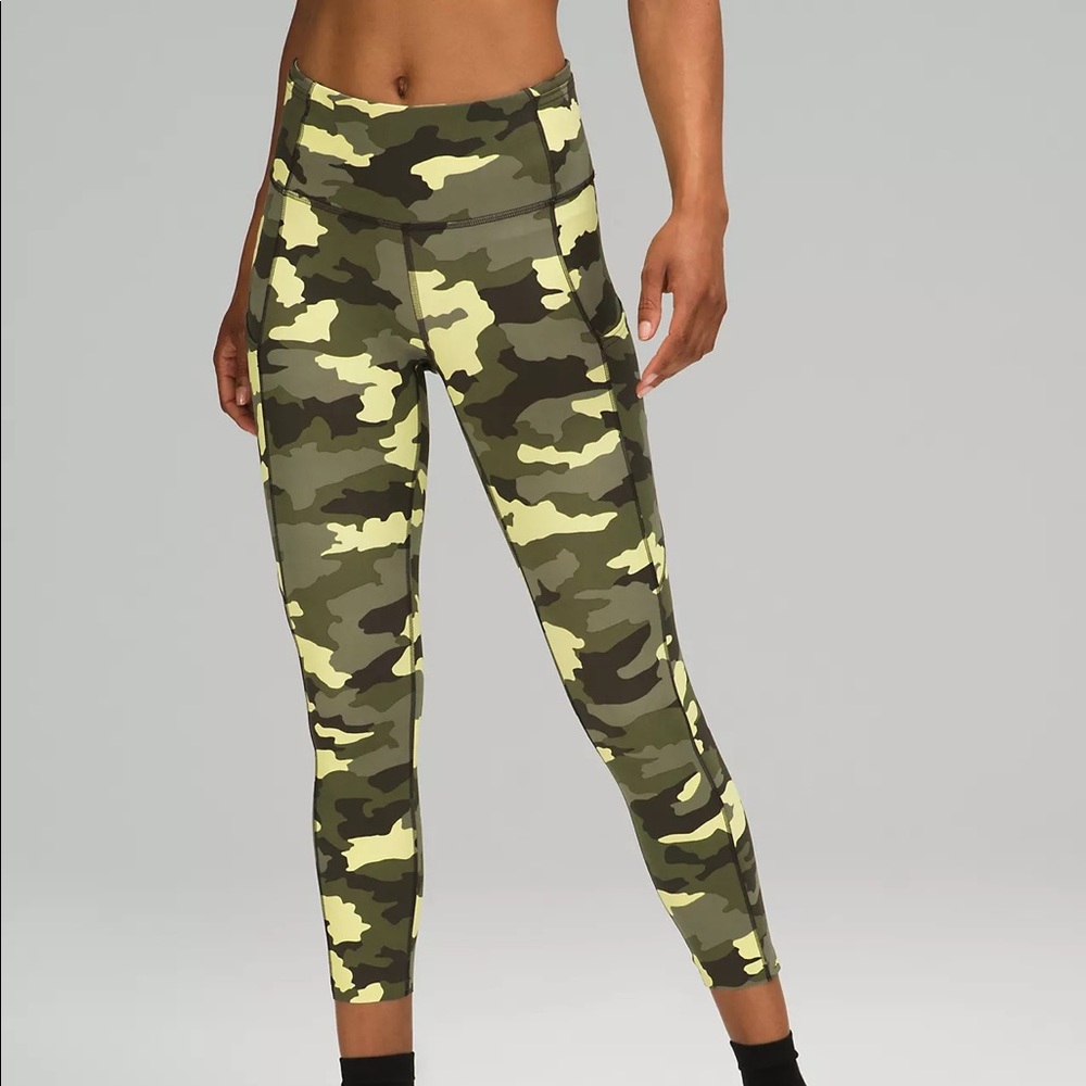Lululemon fast and Free High-Rise Crop 23"